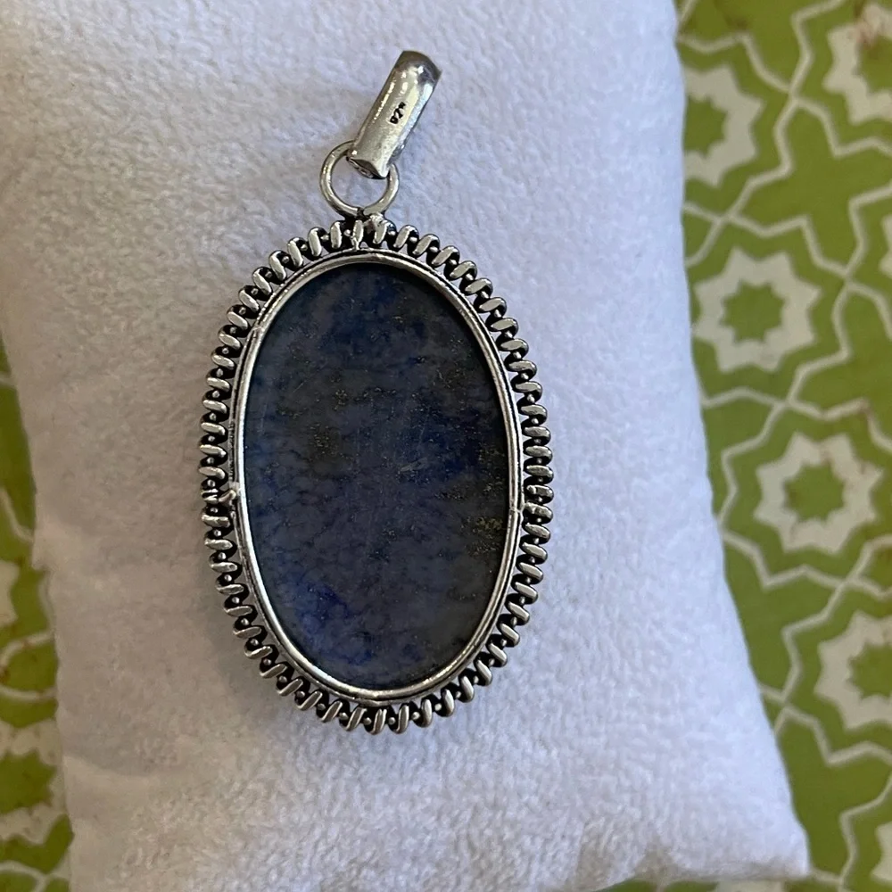 Natural Lapis Lazuli Oval Silver Plated Pendant โ Deep Blue Vintage Style - NEW - Picture 4 of 6